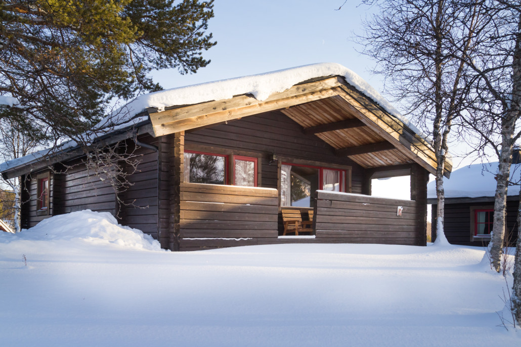Lullen stuga 1-5 Exteriör vinter -9187